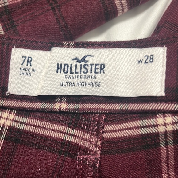 Hollister Pants - Picture 2 of 2